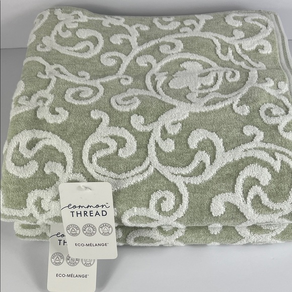 Common Thread Bath Towel Set Green White Scroll Jaquered Damask Cotton 2 Pc - Picture 3 of 7